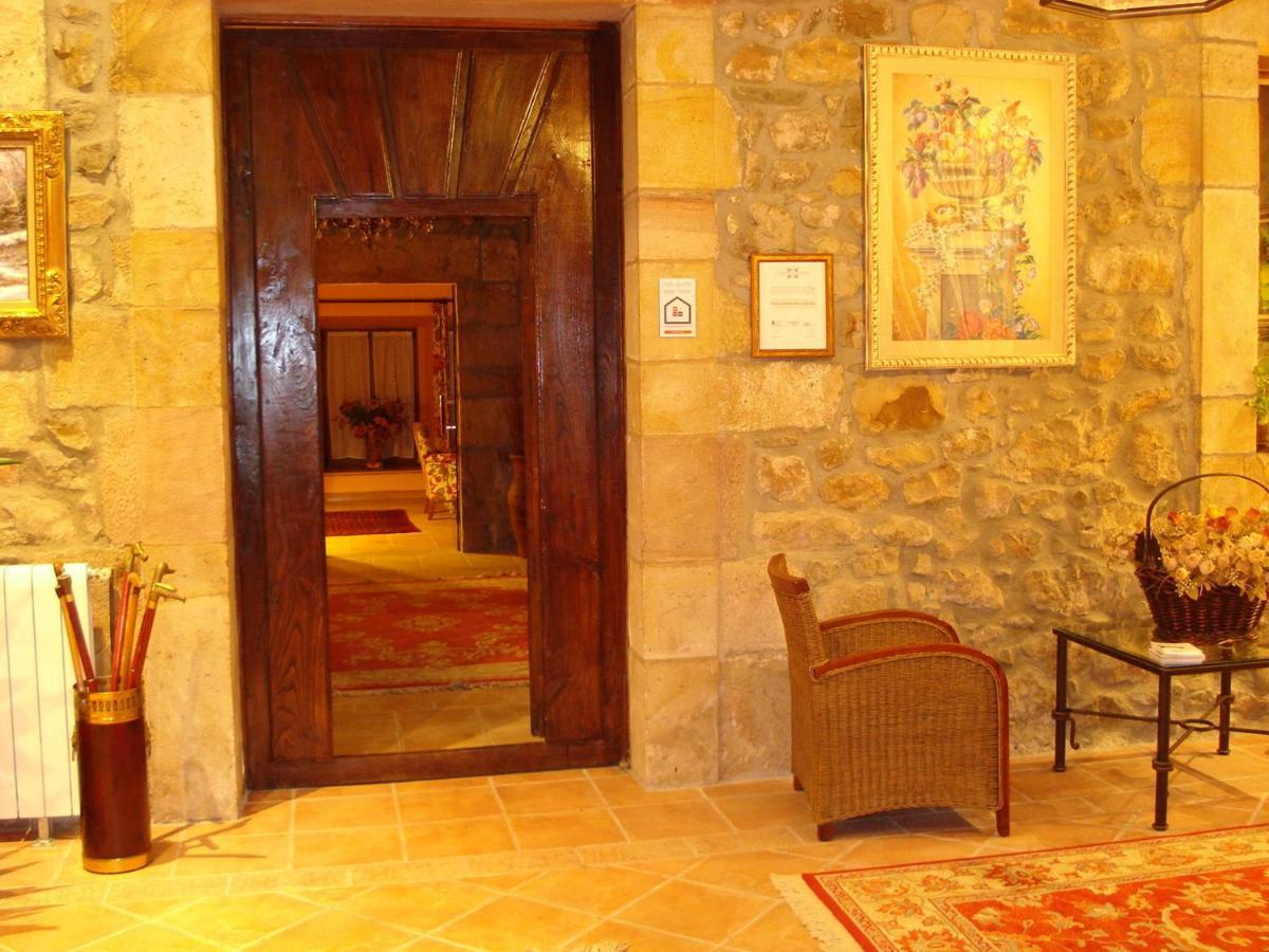 Hotel Palacio Garcia Quijano Corrales De Buelna Exteriér fotografie