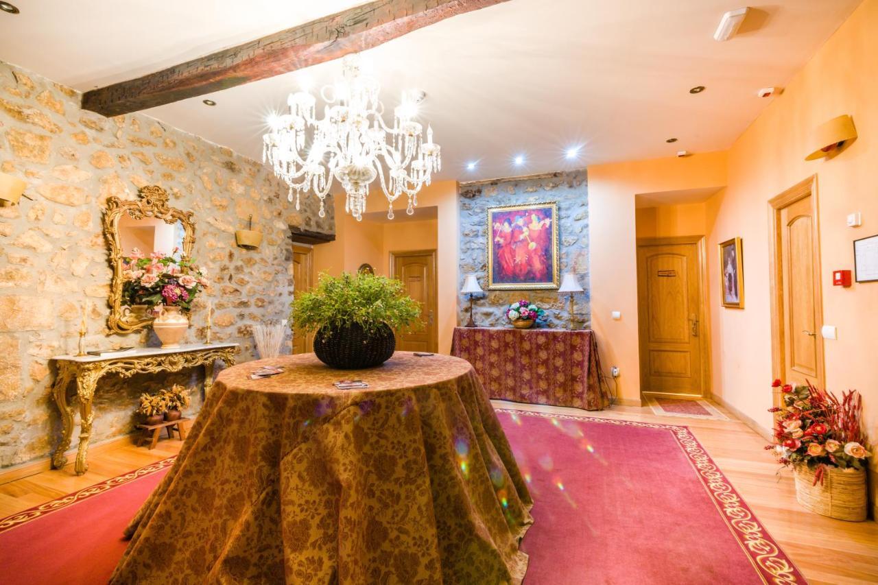 Hotel Palacio Garcia Quijano Corrales De Buelna Exteriér fotografie