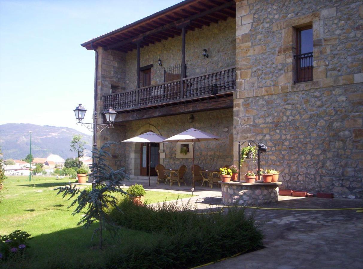 Hotel Palacio Garcia Quijano Corrales De Buelna Exteriér fotografie