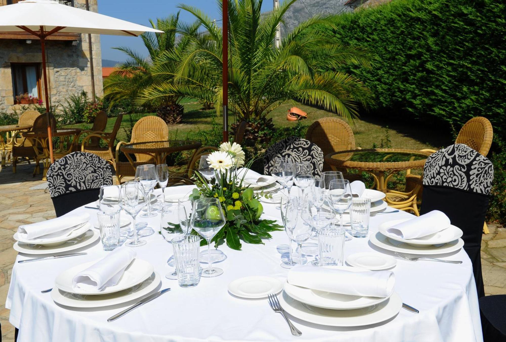 Hotel Palacio Garcia Quijano Corrales De Buelna Exteriér fotografie