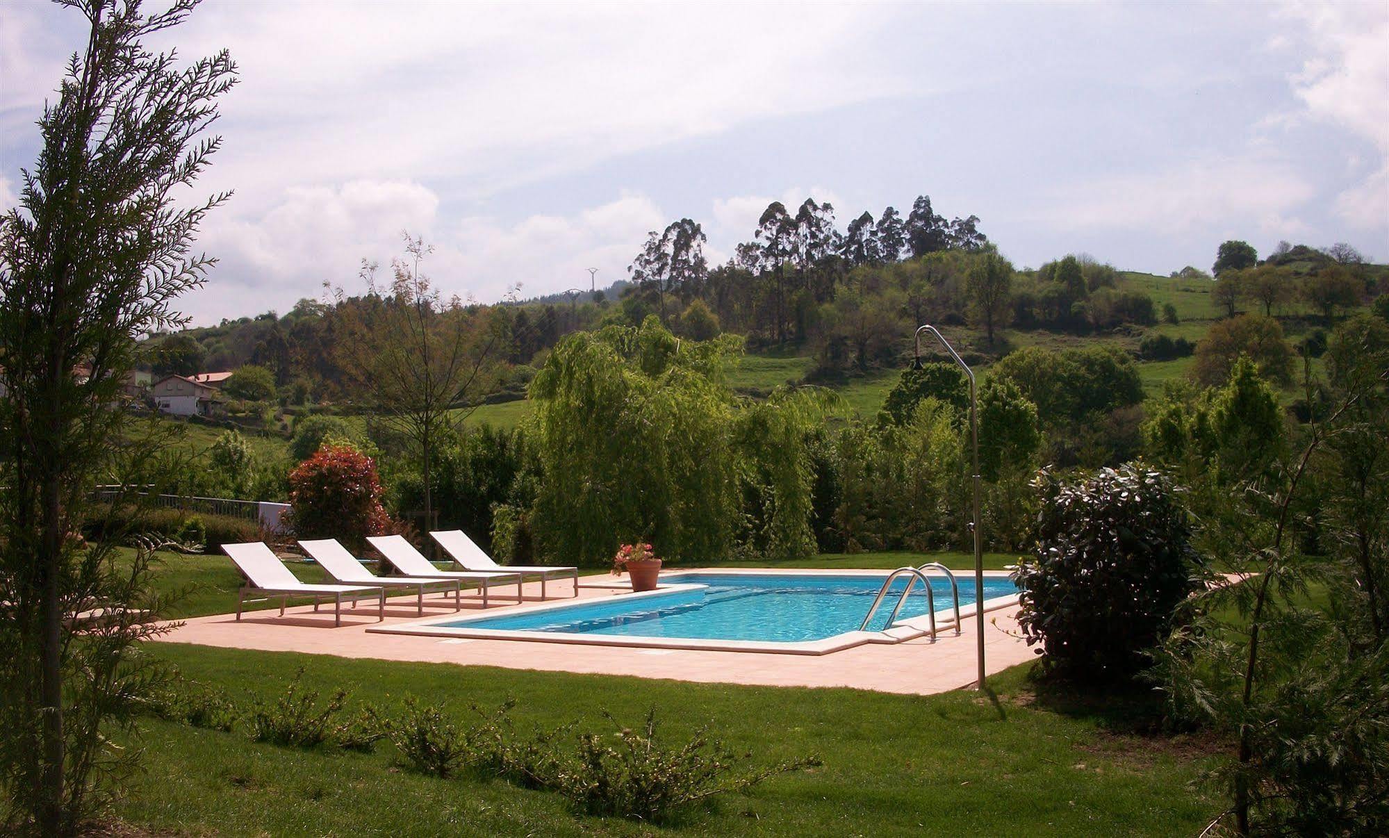 Hotel Palacio Garcia Quijano Corrales De Buelna Exteriér fotografie